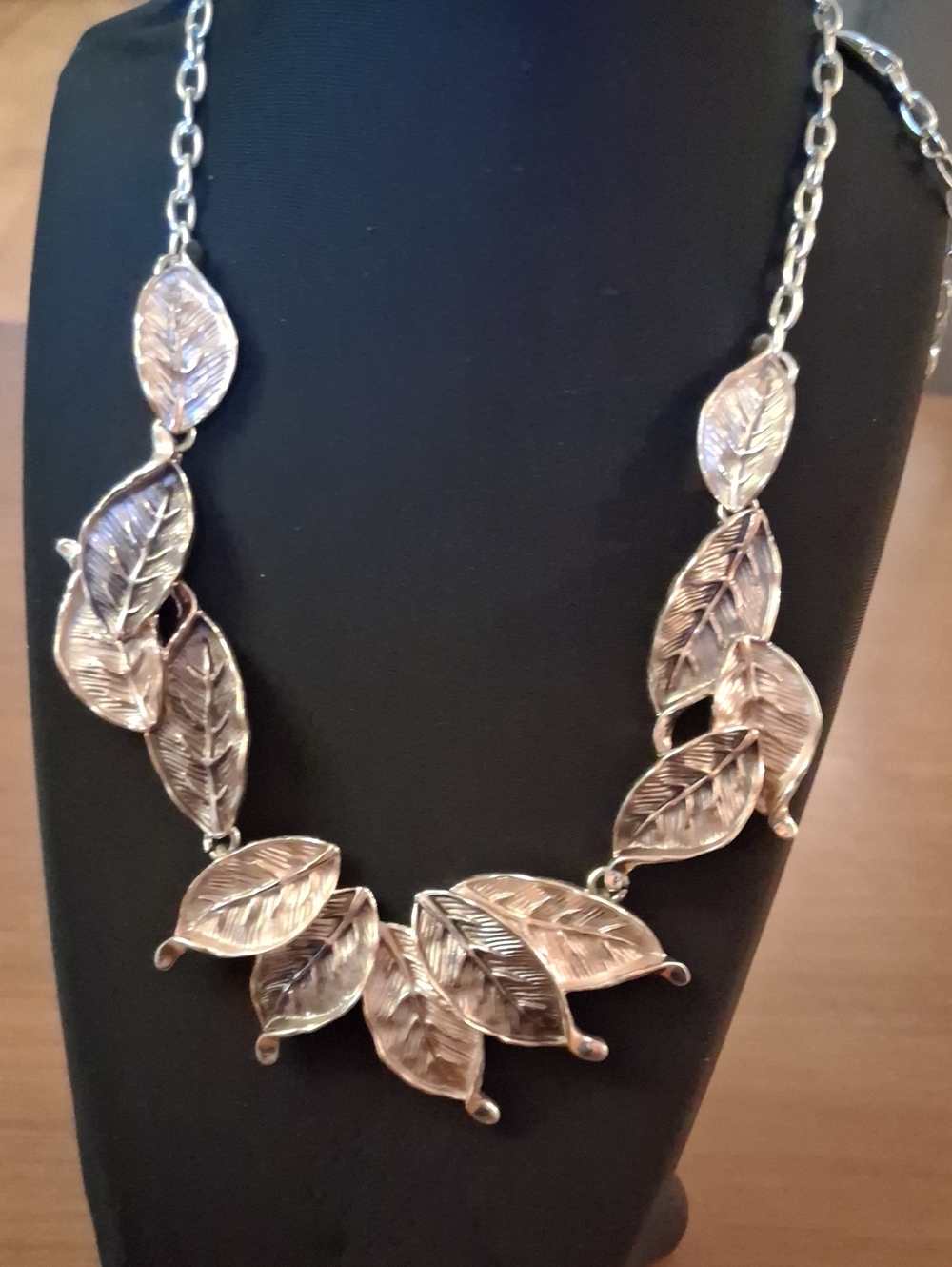 Silver Tone Leaf Statement Necklace - Elegant 16" Chain